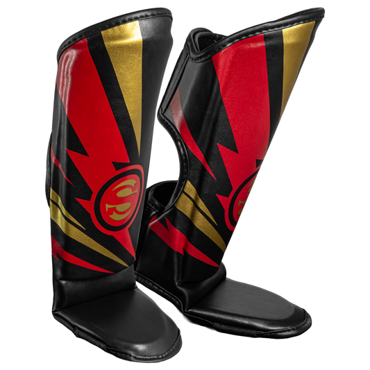 Caneleira de Muay Thai Infantil Super-Hero – Preto com Dourado – Olimpo