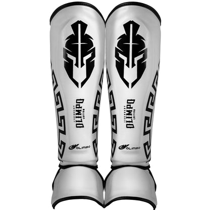 Caneleira de Muay Thai Legendary Edition – Branco com Preto – Olimpo